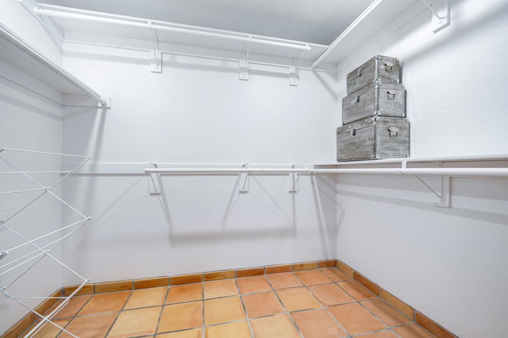 46621 Arapahoe Lane B