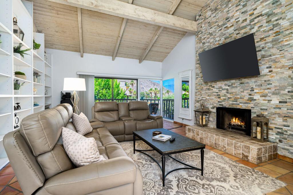 46621 Arapahoe Lane B