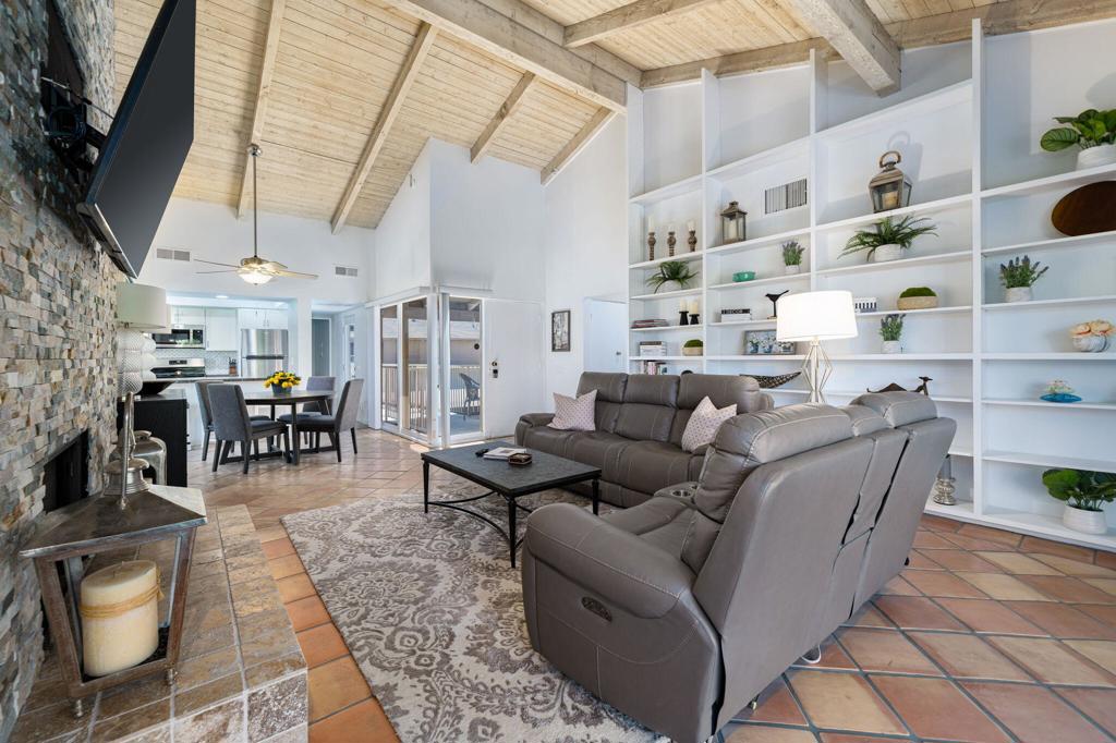 46621 Arapahoe Lane B