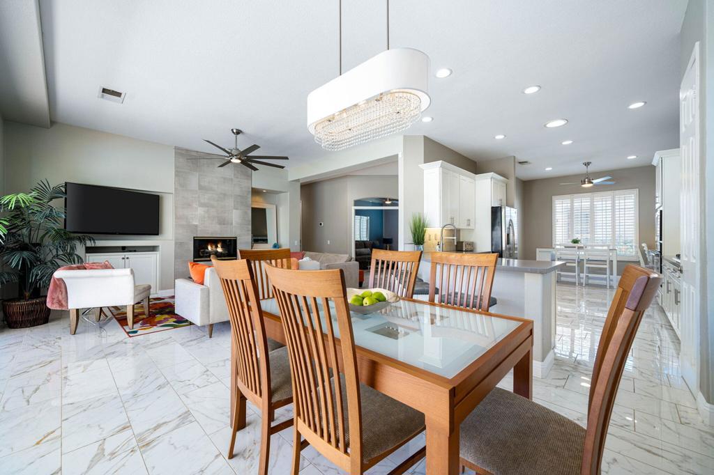 79718 Parkway Esplanade N