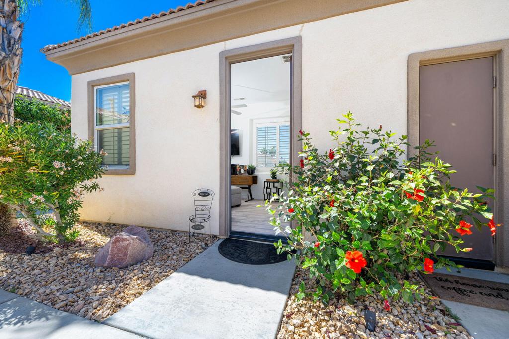 79718 Parkway Esplanade N