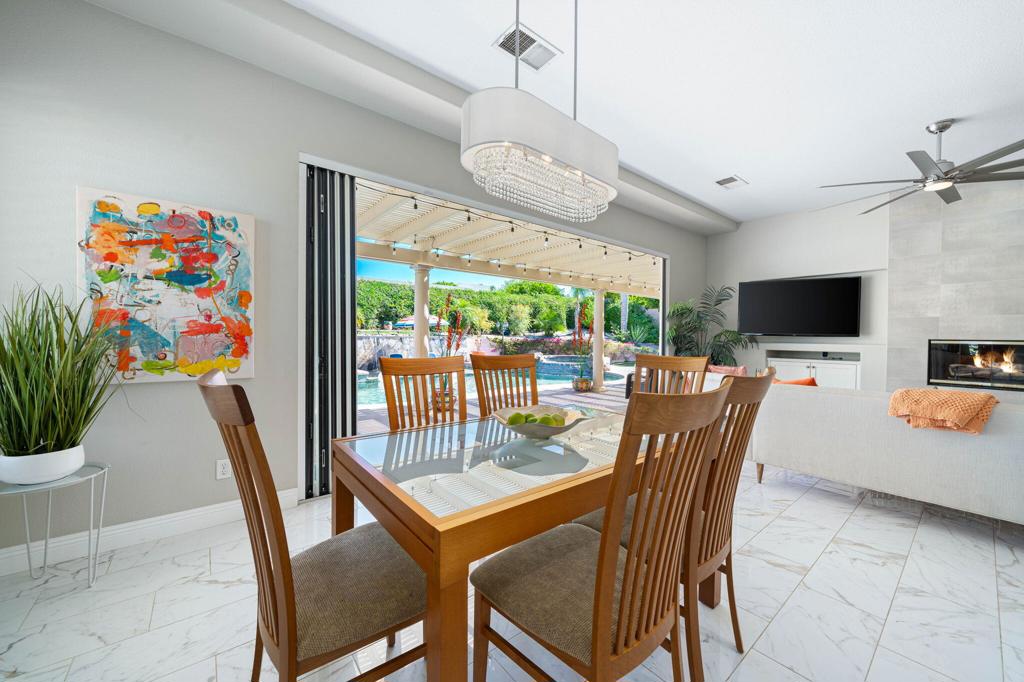 79718 Parkway Esplanade N