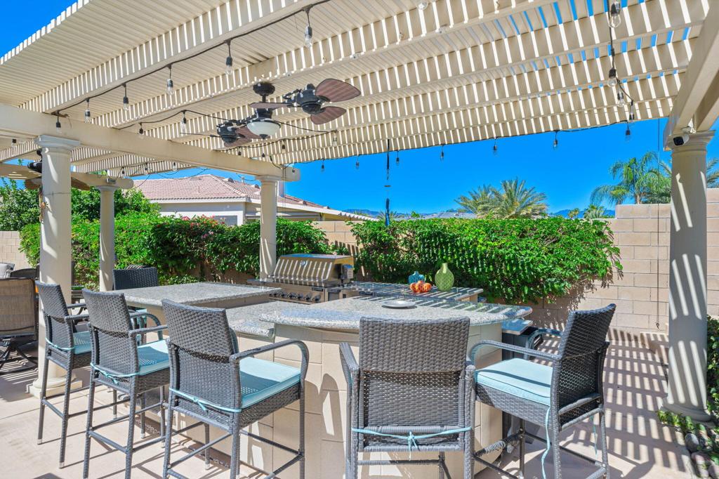 79718 Parkway Esplanade N