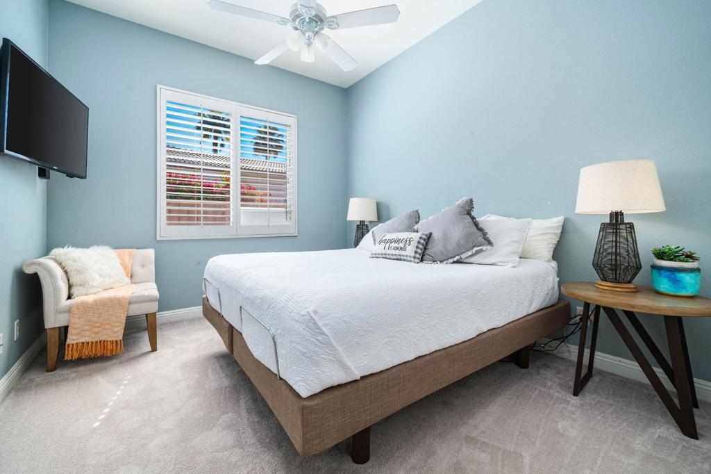 79718 Parkway Esplanade N