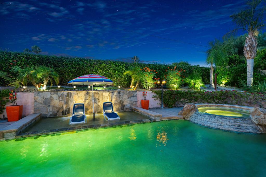 79718 Parkway Esplanade N