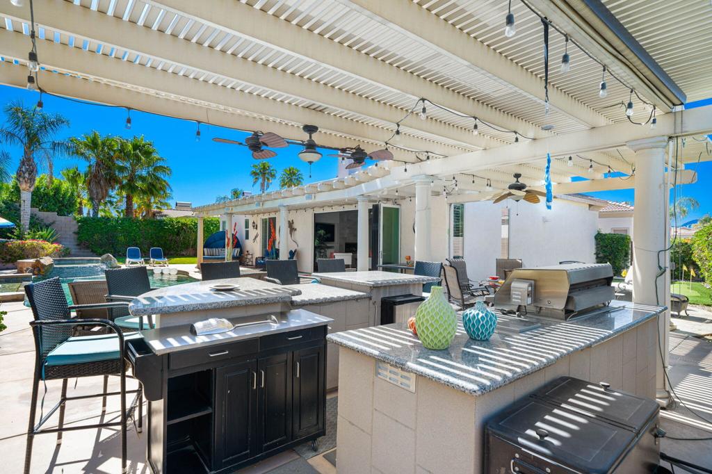 79718 Parkway Esplanade N