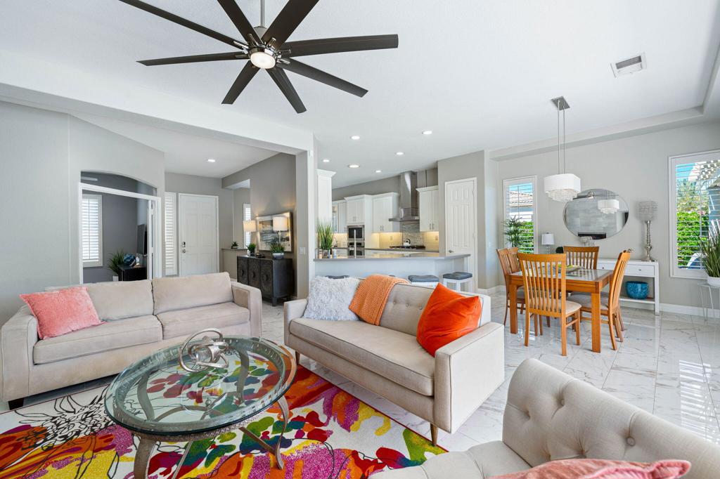 79718 Parkway Esplanade N