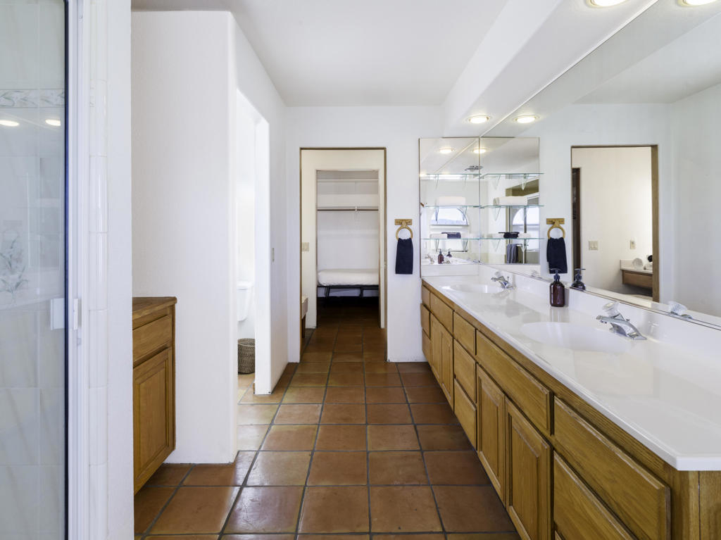 61979 Campanula Street