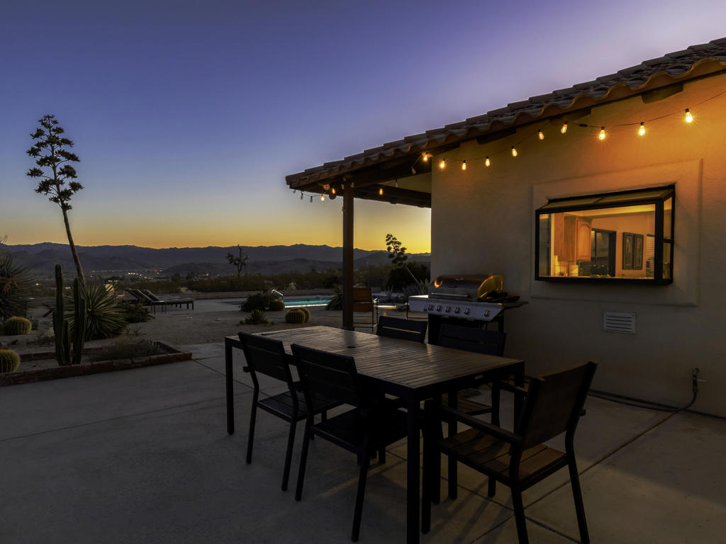 61979 Campanula Street