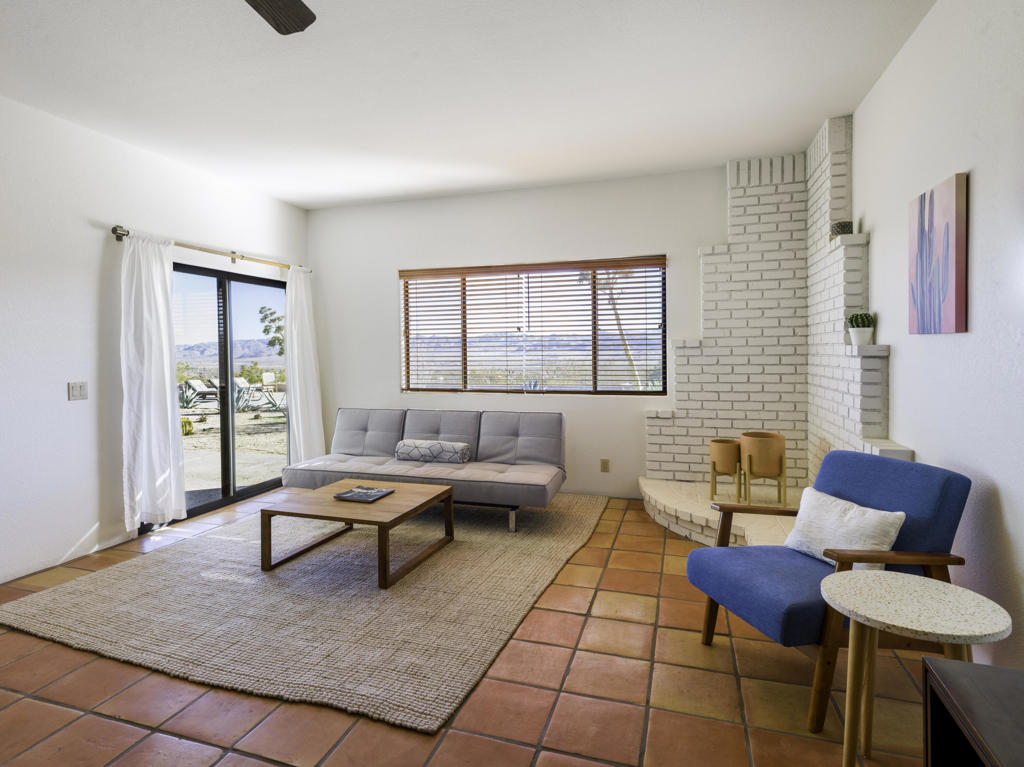 61979 Campanula Street