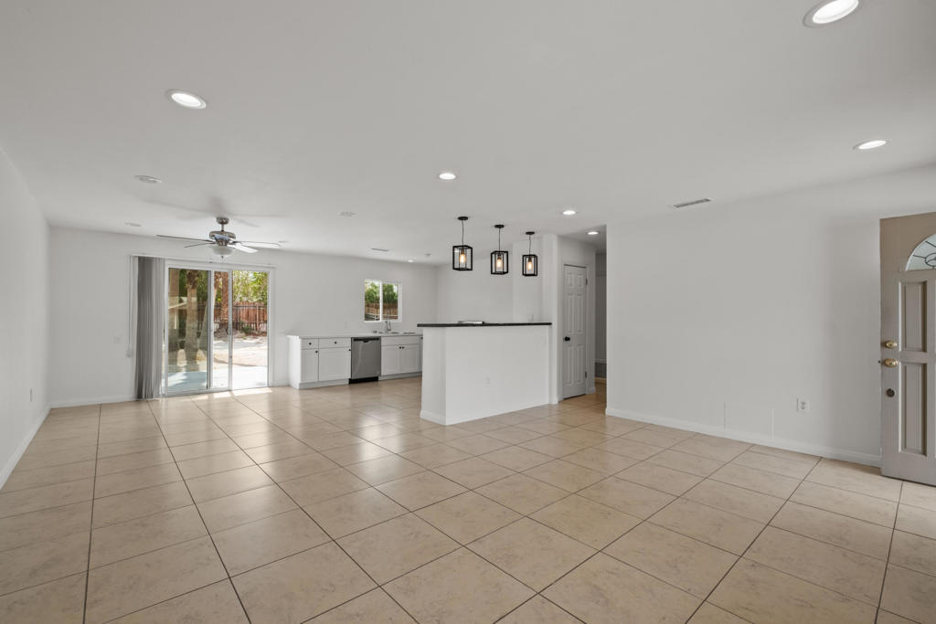 77385 California Drive