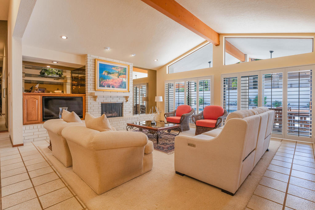 45451 Camino Del Rey