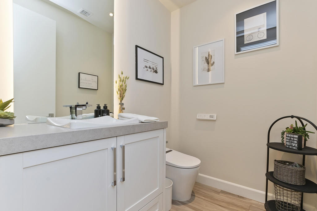 72239 Desert Drive Drive