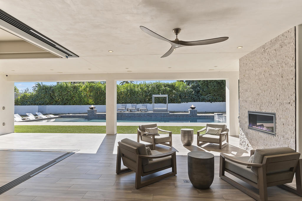 72239 Desert Drive Drive