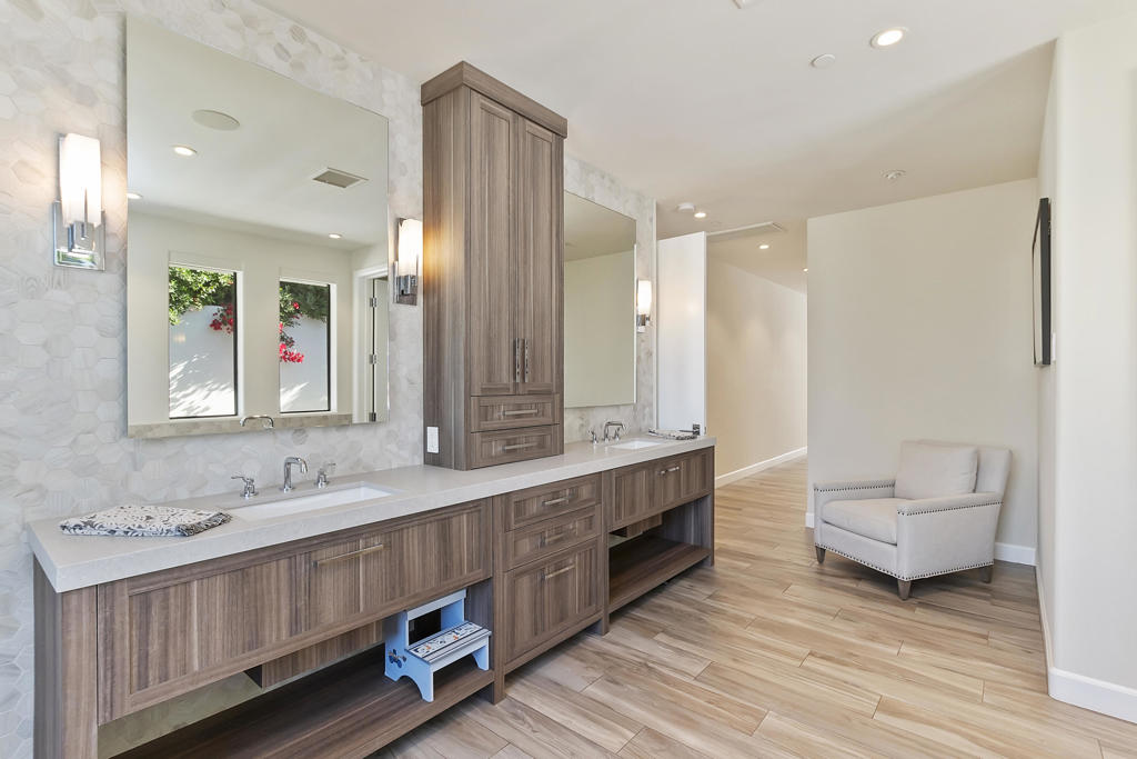 72239 Desert Drive Drive