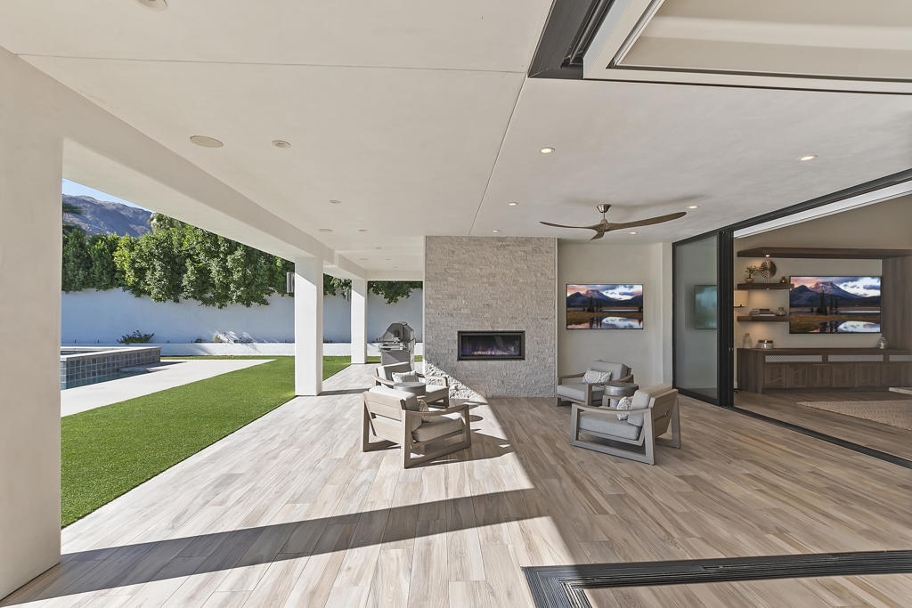 72239 Desert Drive Drive