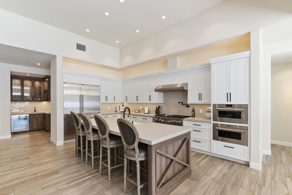 72239 Desert Drive Drive