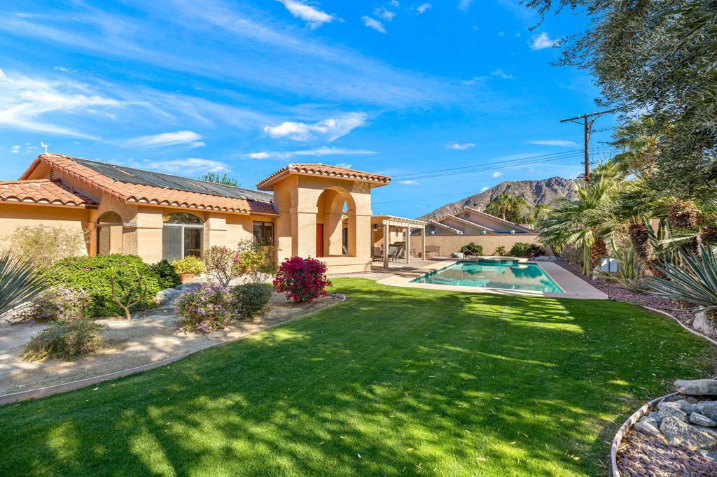 53720 Avenida Carranza