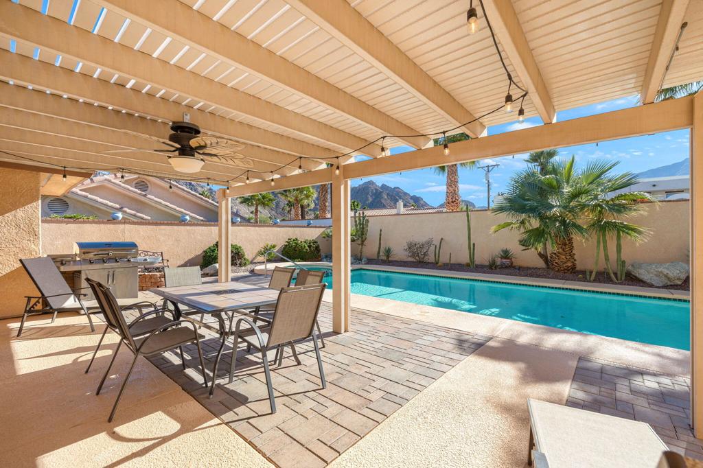 53720 Avenida Carranza