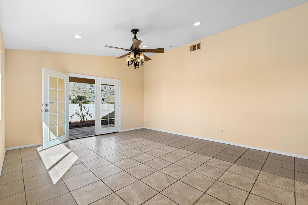 12211 Avenida Alta Loma