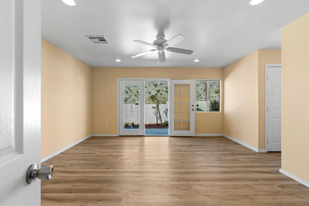 12211 Avenida Alta Loma