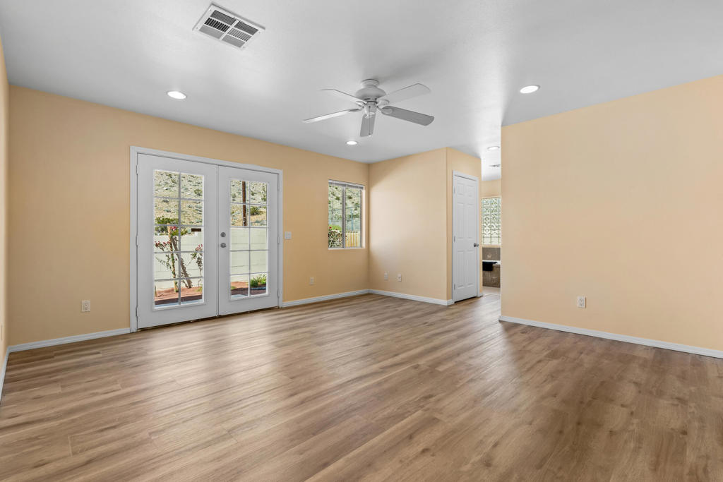 12211 Avenida Alta Loma