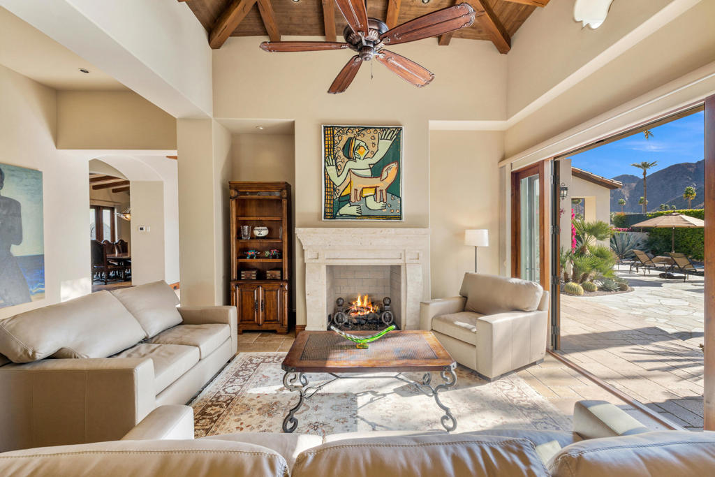 45645 Cochise Way