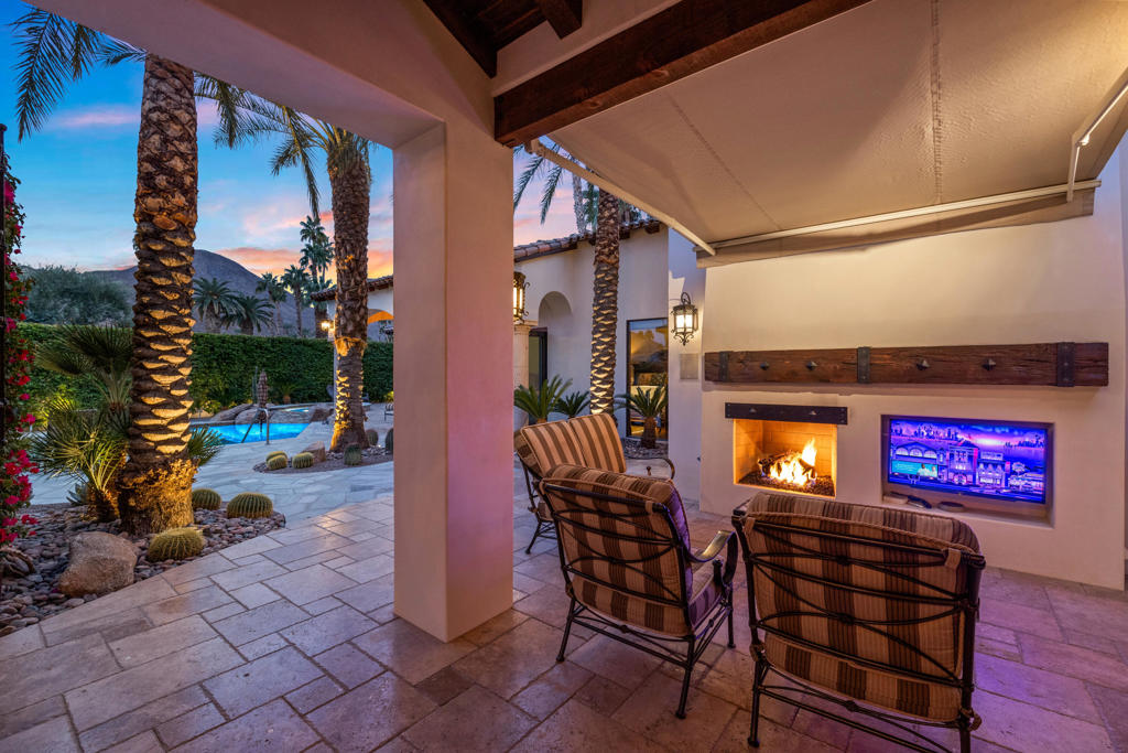 45645 Cochise Way