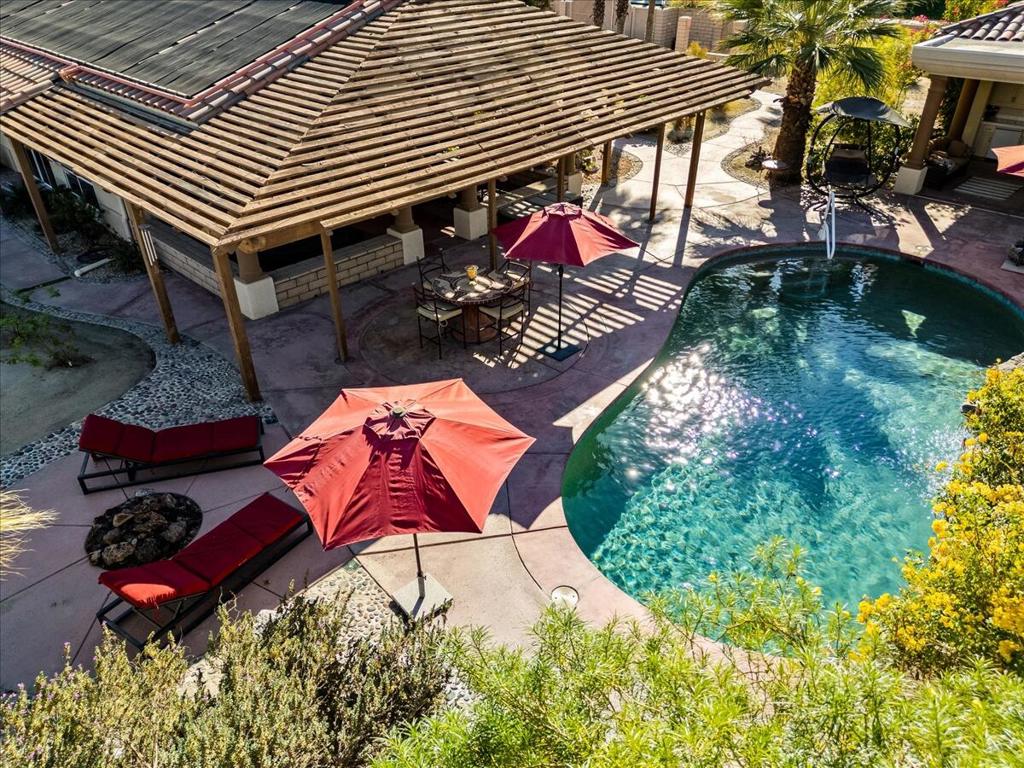 38830 Desert Mirage Drive