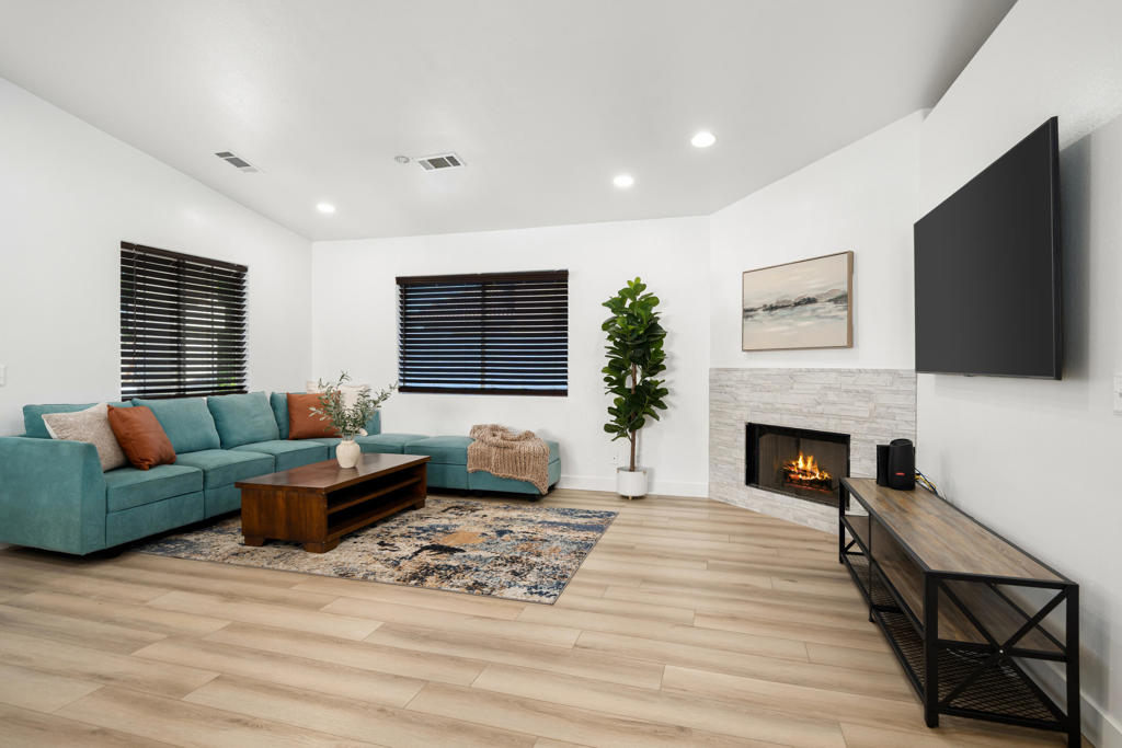 81185 Paludosa Drive