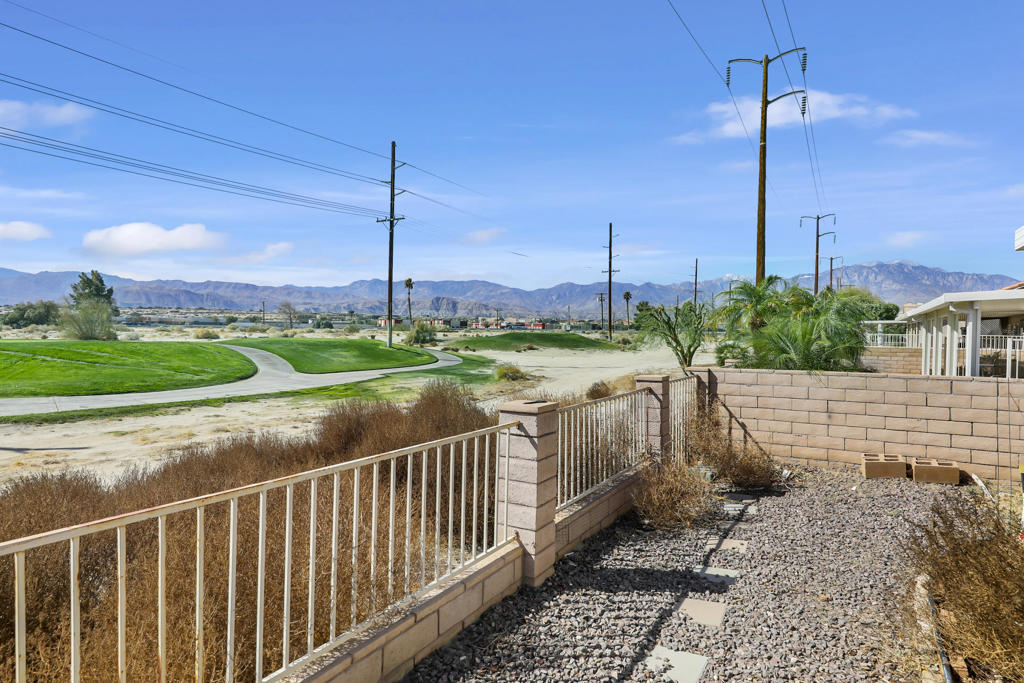 73951 White Sands Drive