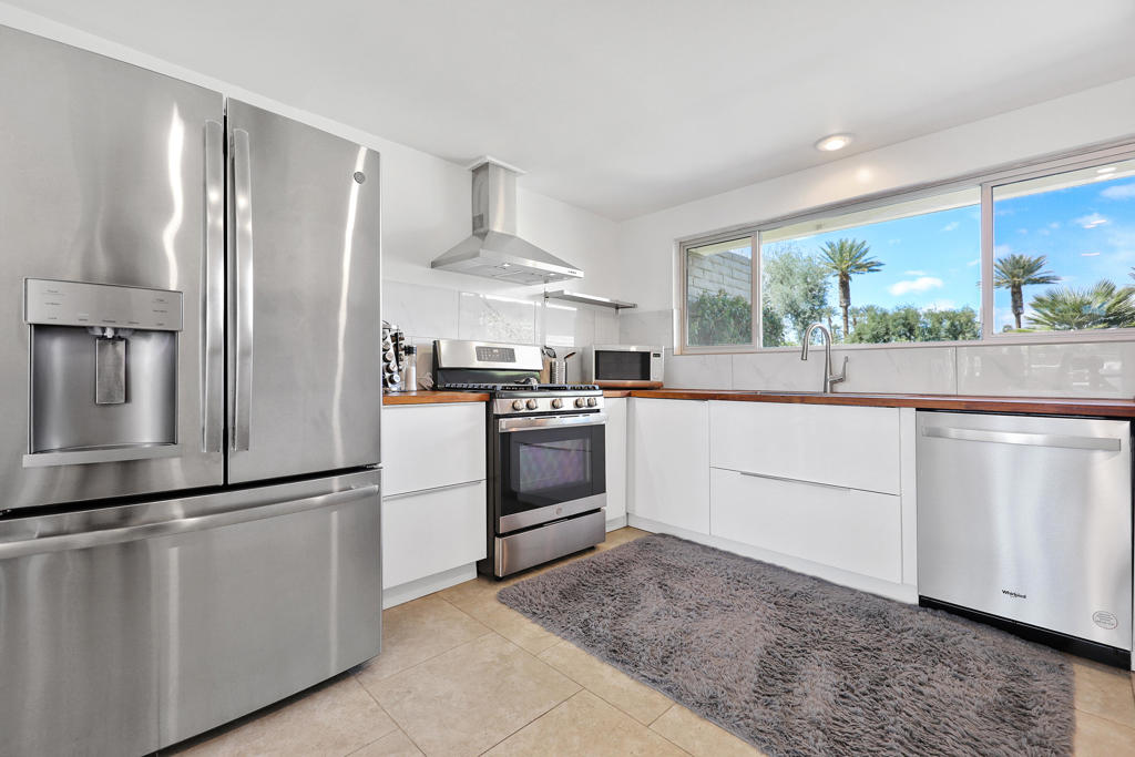 45084 Avenida Codorniz