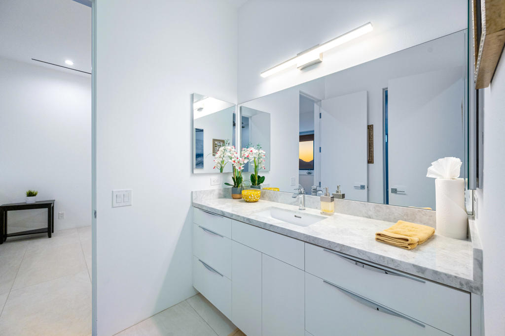 71260 Oasis Trail