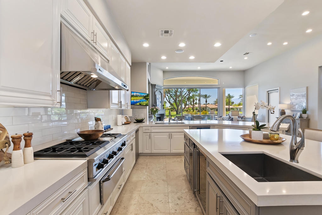 48644 Vista Palomino