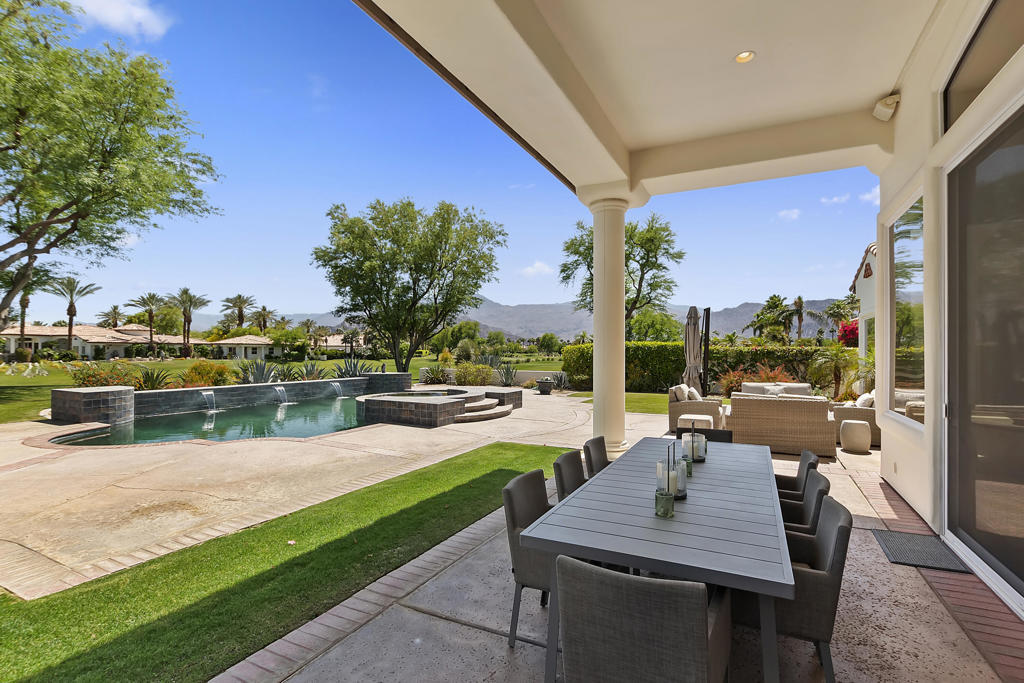 48644 Vista Palomino