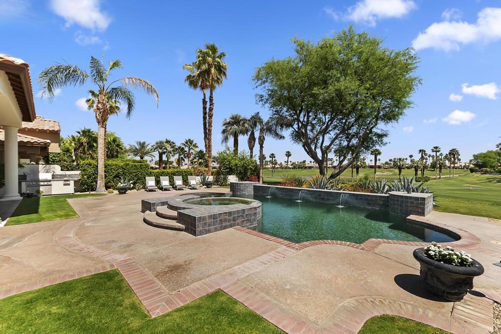 48644 Vista Palomino