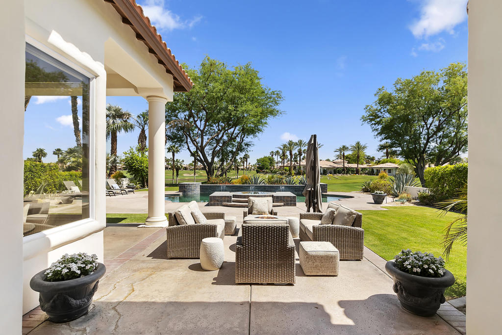 48644 Vista Palomino