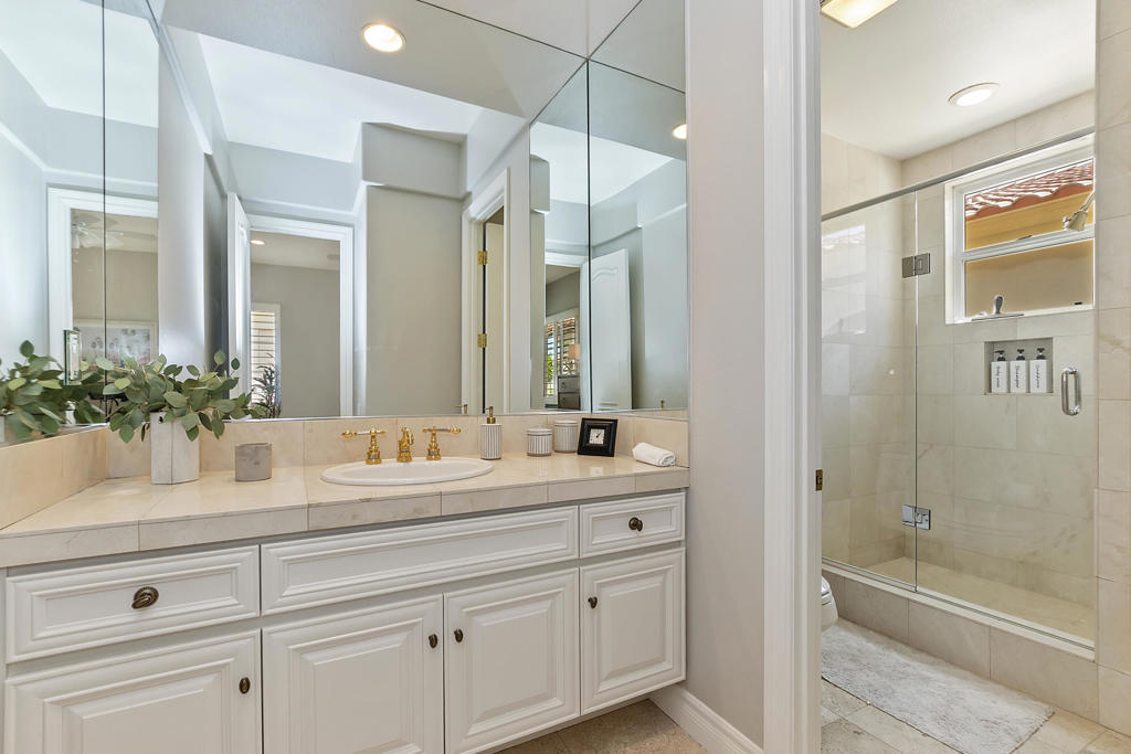 48644 Vista Palomino