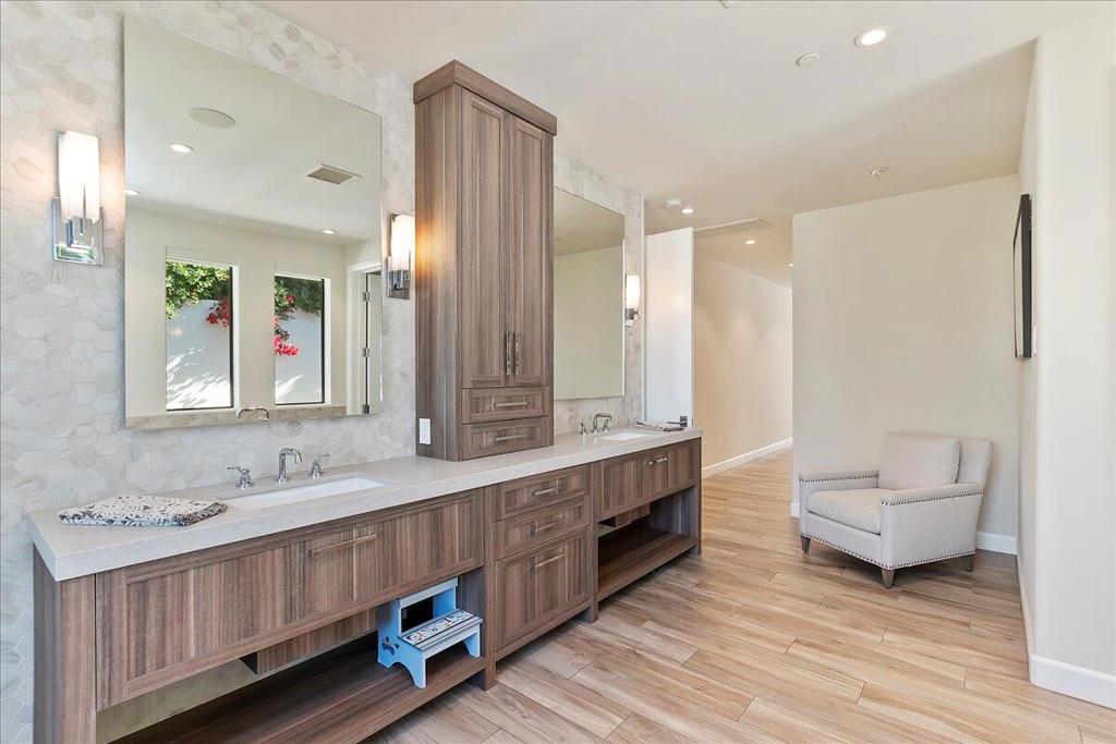 72239 Desert Drive