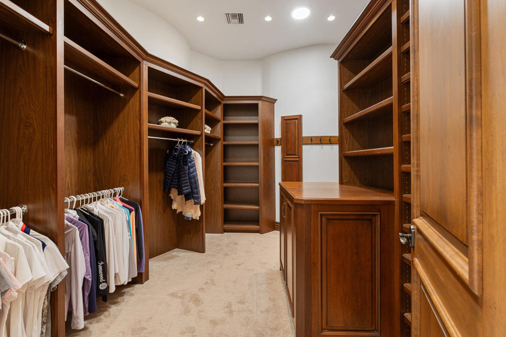 49981 Ridge View Way