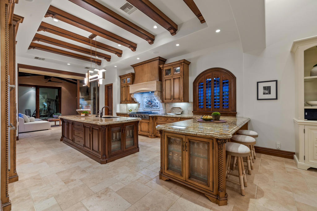 49981 Ridge View Way