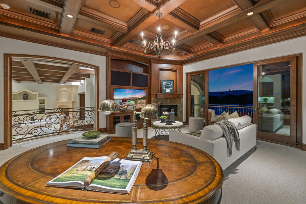 49981 Ridge View Way