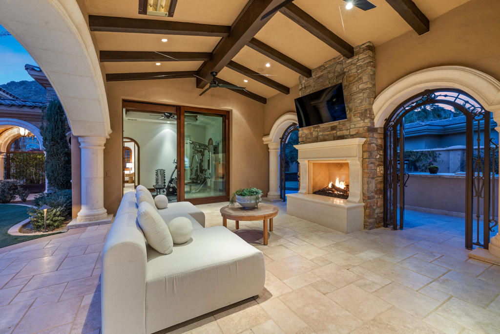 49981 Ridge View Way