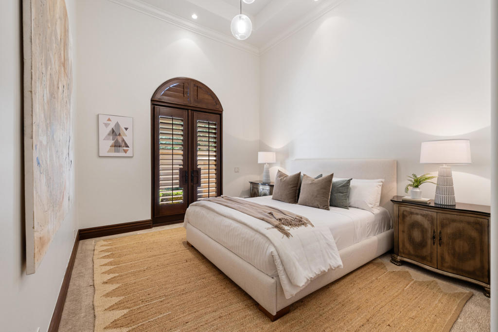 49981 Ridge View Way