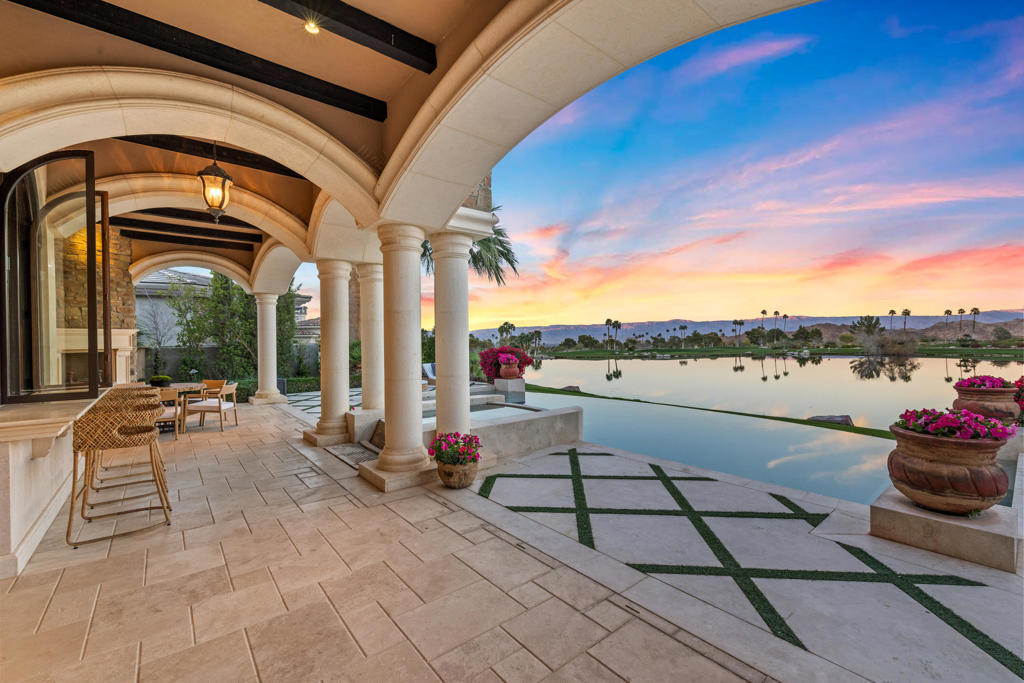 49981 Ridge View Way