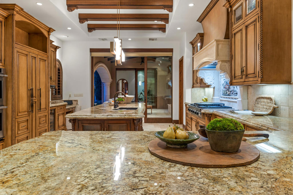 49981 Ridge View Way