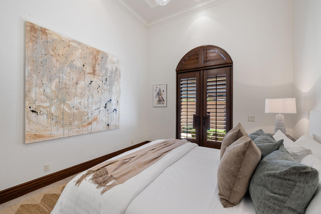 49981 Ridge View Way