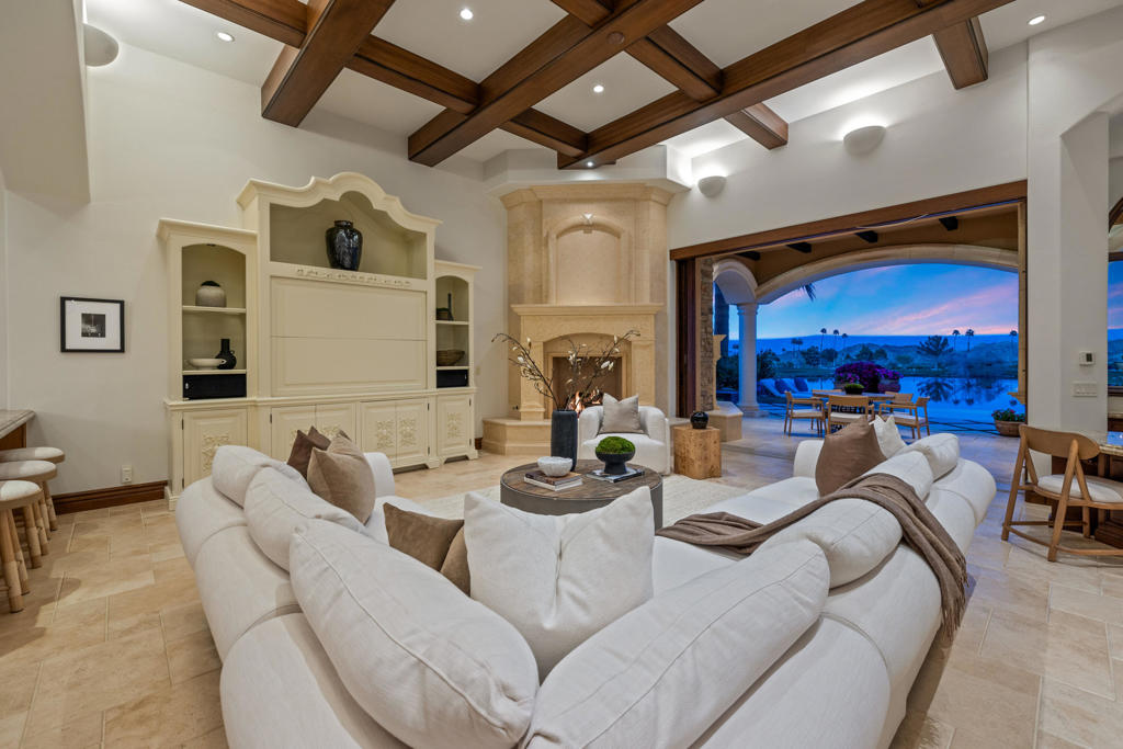 49981 Ridge View Way