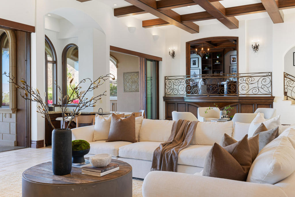 49981 Ridge View Way