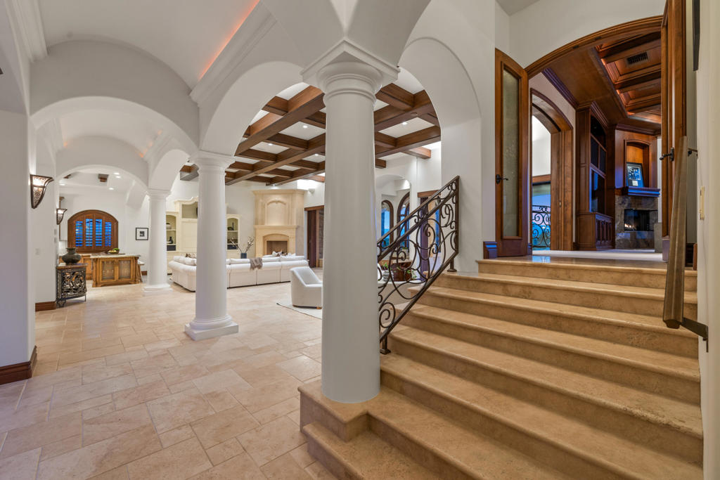 49981 Ridge View Way